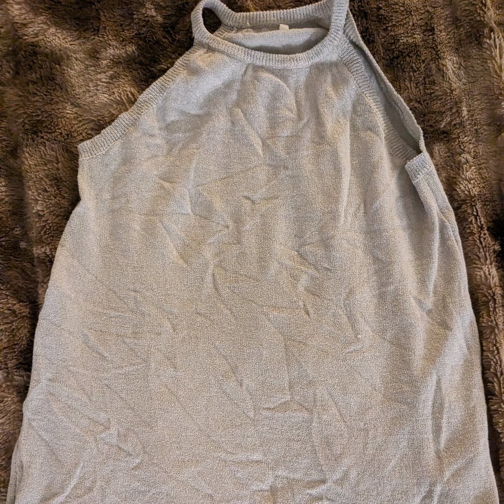 Grey tank top